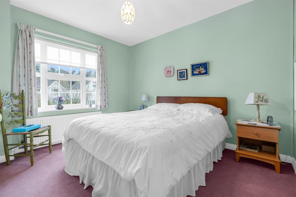 Additional image 24 of New Place, Welwyn