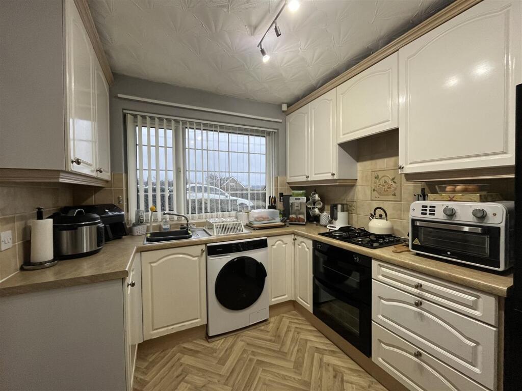 Additional image 2 of Markfield Drive, Low Moor, Bradford