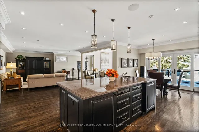 Additional image 10 of 72 Teddington Park Ave