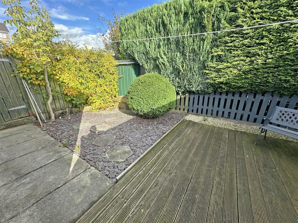 Additional image 25 of Ronaldshay Close, Richmond