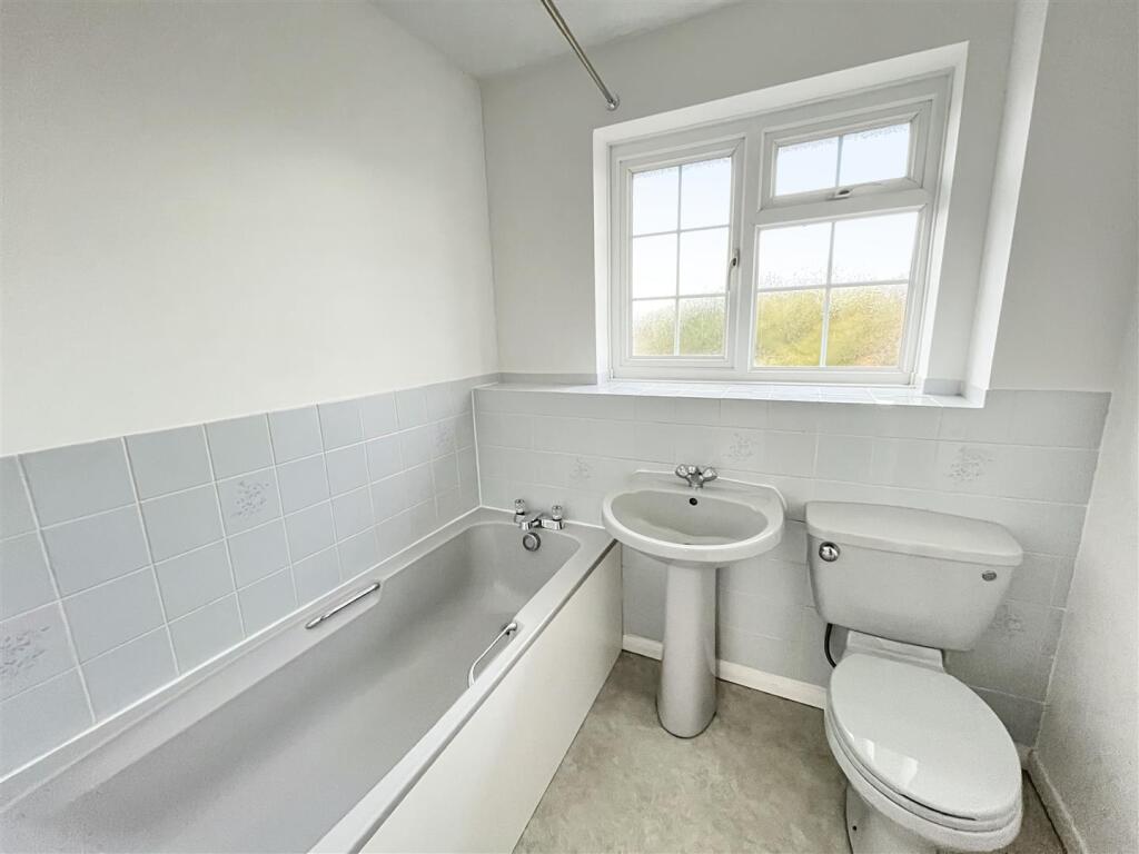 Additional image 16 of Roy King Gardens, Warmley, Bristol