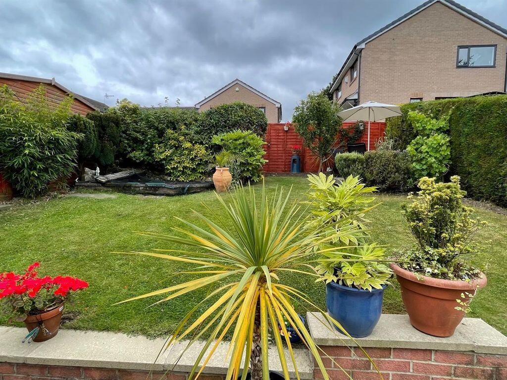 Additional image 28 of Evesham Grove, Idle,