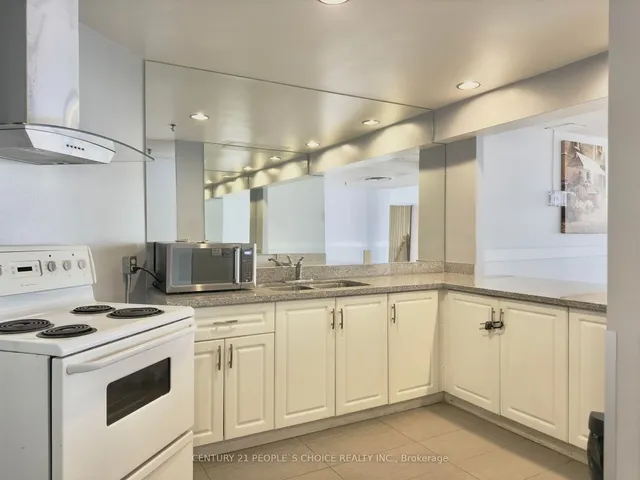 Additional image 33 of 25 Trailwood Dr Unit 705