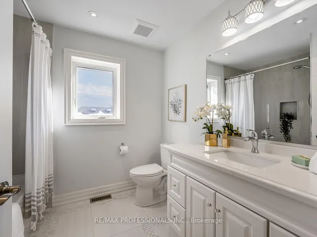 Additional image 19 of 35 Tenth St