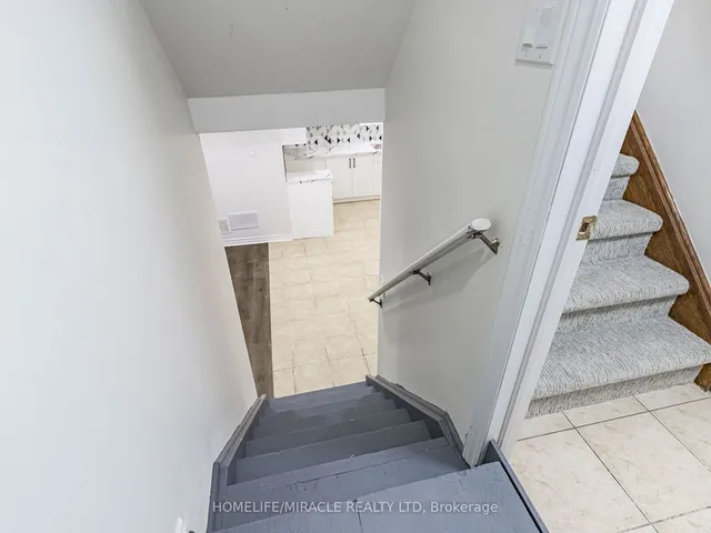 Additional image 39 of 76 Fallstar Cres