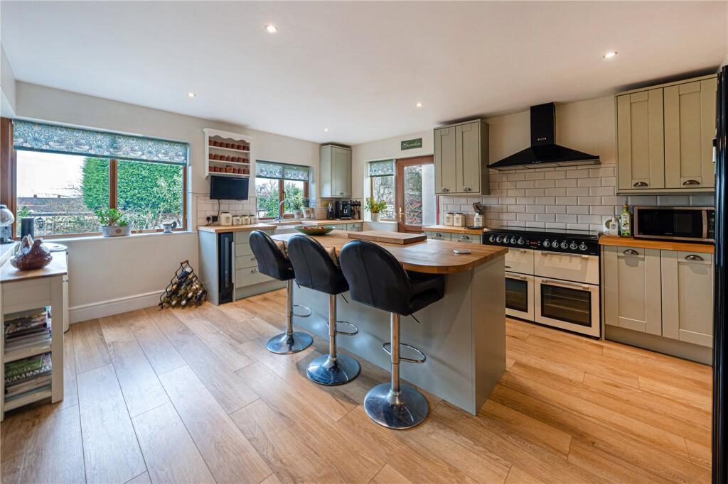 Additional image 3 of Wilnecote House Drive, Wilnecote, Tamworth, Staffordshire, B77