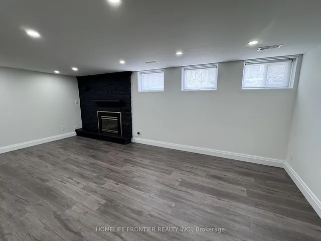 Additional image 24 of 26 Trophy Dr