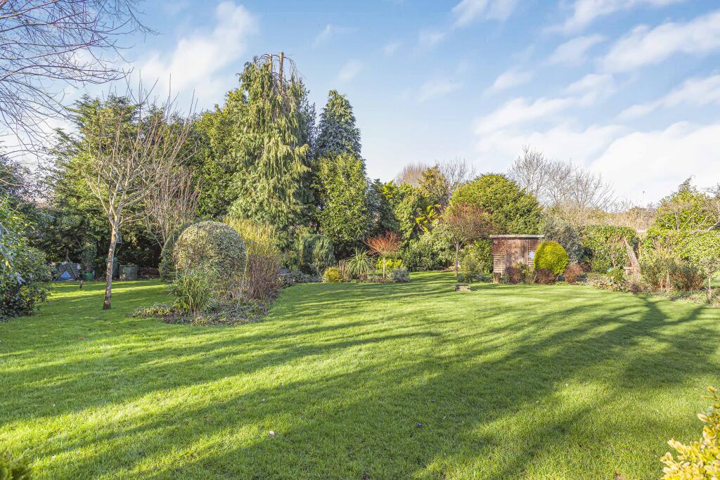 Additional image 7 of Elm Gardens, Welwyn Garden City, Hertfordshire, AL8
