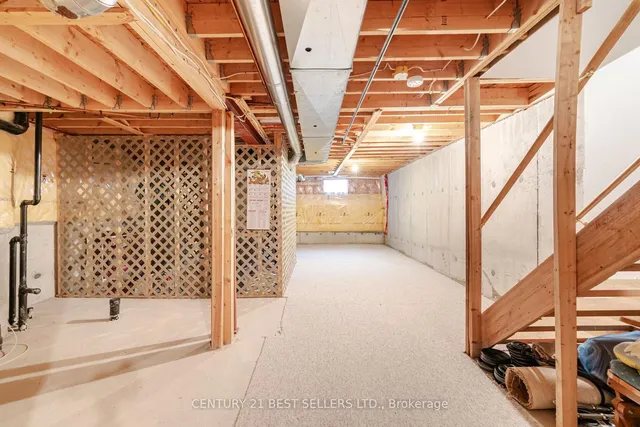 Additional image 34 of 6171 Rowers Cres