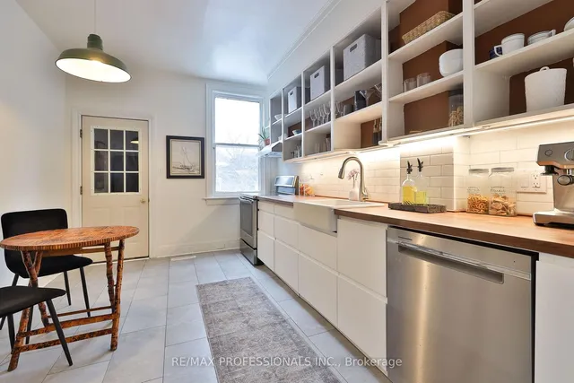 Additional image 9 of 253 Howland Ave