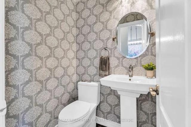 Additional image 32 of 4397 Latimer Cres