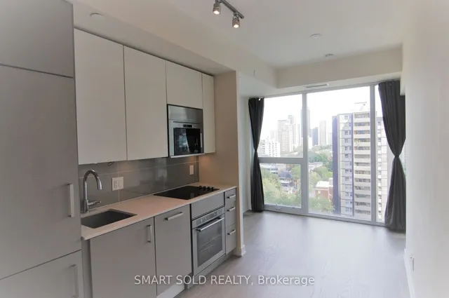 Additional image 8 of 17 Dundonald St Unit 1306