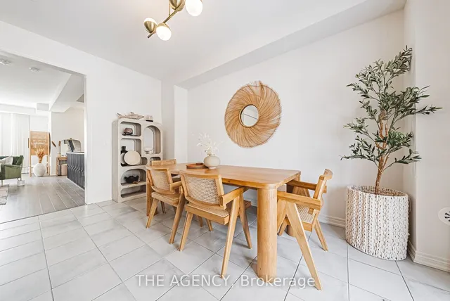 Additional image 25 of 525 Dundas St