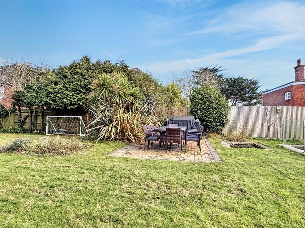 Additional image 26 of Decoy Drive, Eastbourne