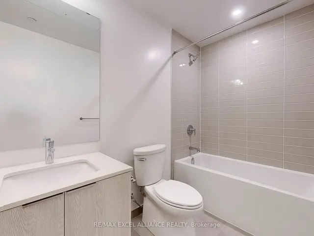 Additional image 18 of 357 King St Unit 203