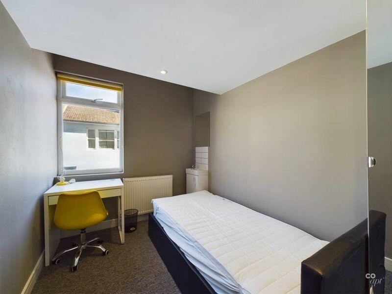 Additional image 11 of Washington Street, Brighton