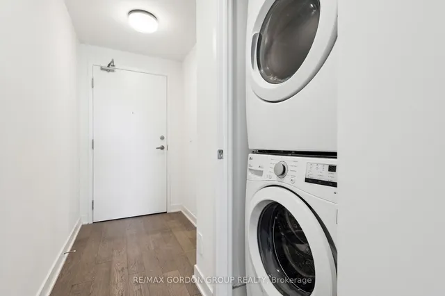 Additional image 30 of 2720 Dundas St Unit 423