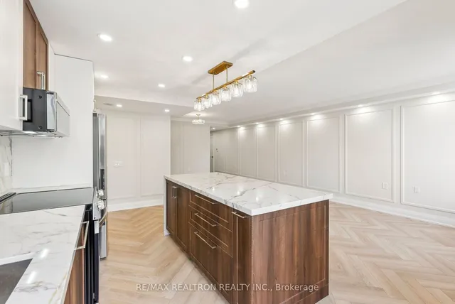 Additional image 4 of 35 Finch Ave Unit 905