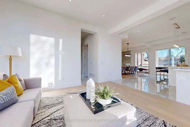 Additional image 6 of 26 LEGATO Crt