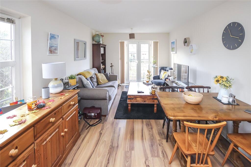 Additional image 11 of Station Road, Harpenden, AL5