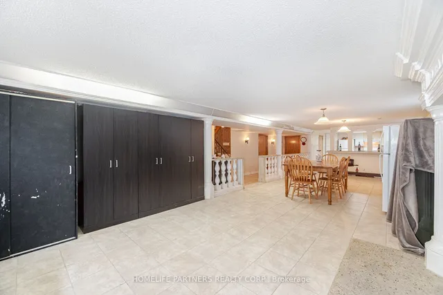 Additional image 30 of 60 Larchmere Ave