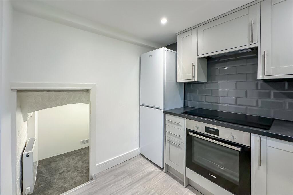 Additional image 14 of St. Stephens Hill, St. Albans, Hertfordshire, AL1