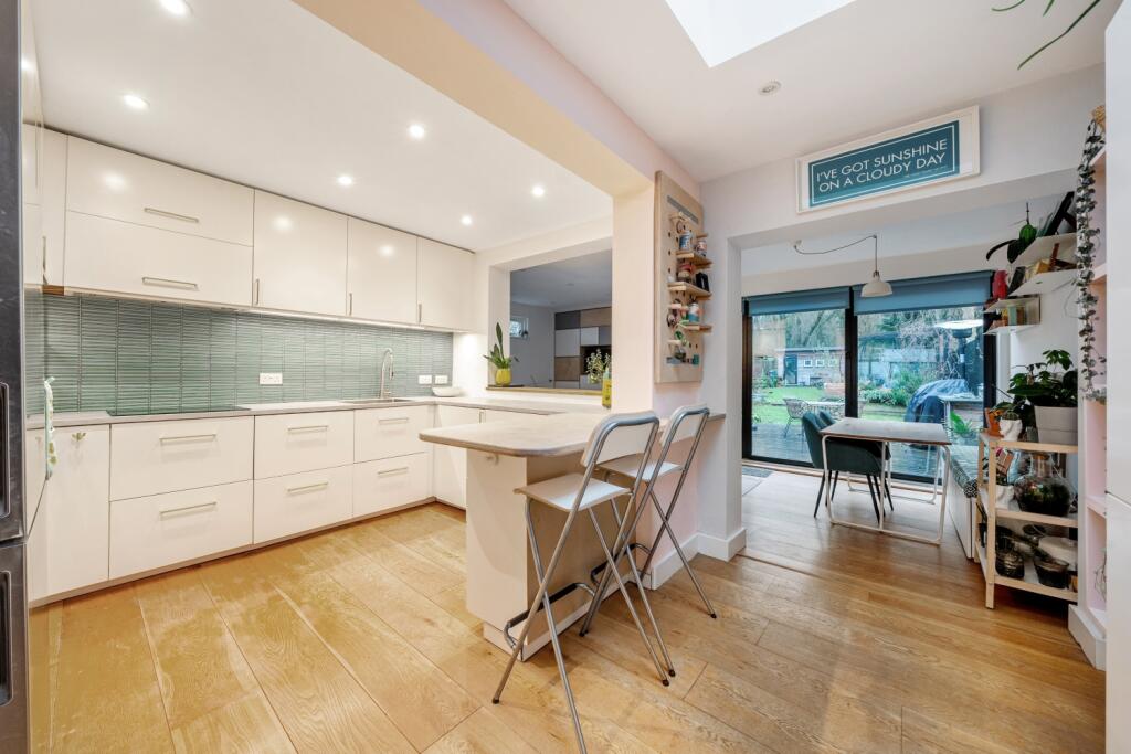 Additional image 2 of Queensway, West Wickham, Kent, BR4