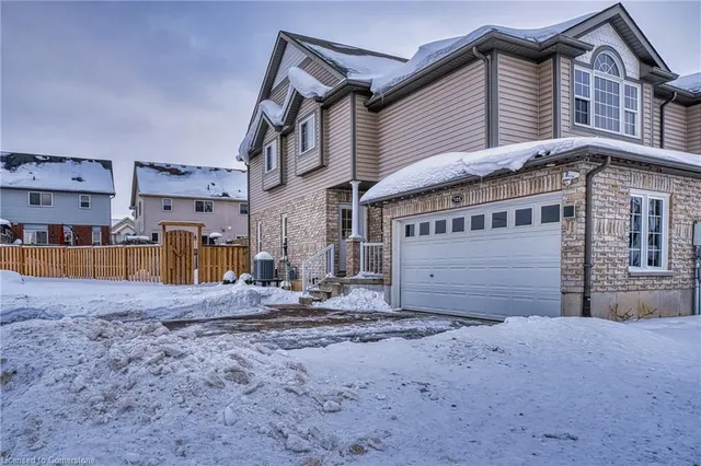 Additional image 2 of 105 Woodbine Ave