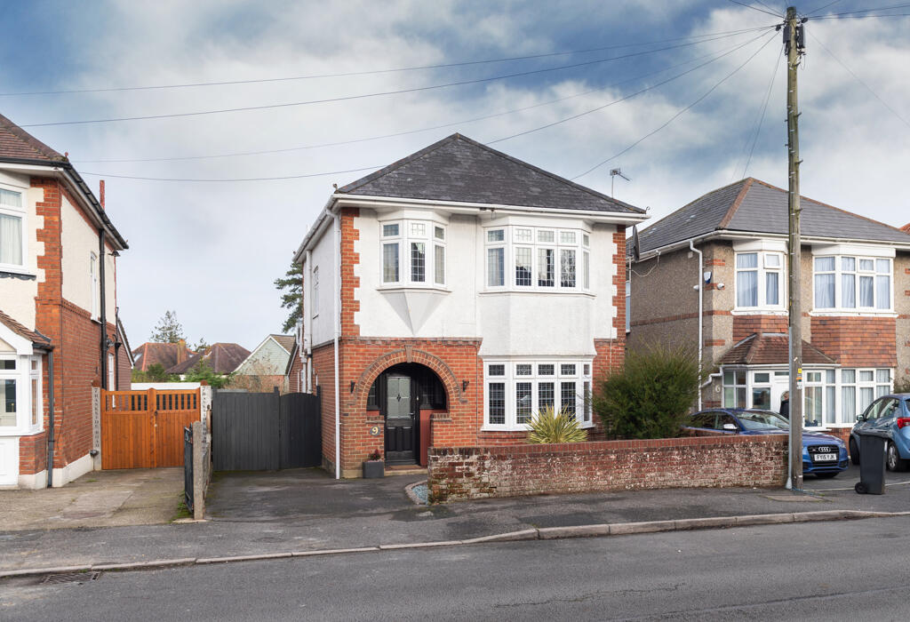 Bankside Road, Bournemouth, Dorset