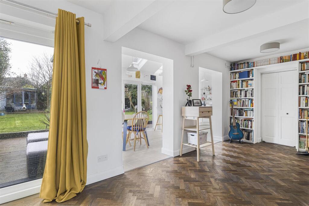 Additional image 5 of Beaumont Crescent, Cambridge