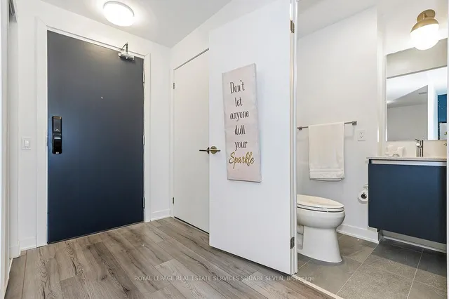 Additional image 2 of 395 Dundas St Unit 820