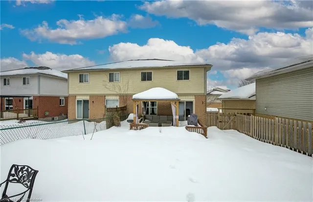 Additional image 15 of 266 Newbury Dr