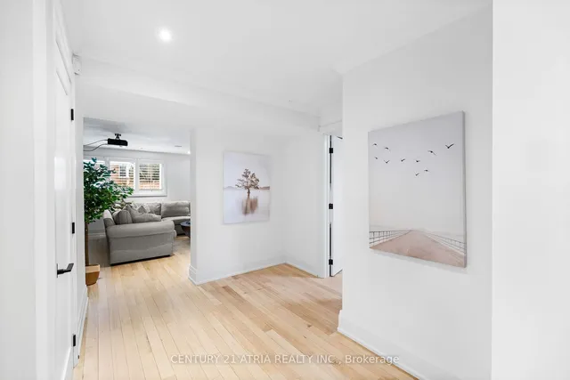 Additional image 18 of 81 Sir Williams Lane