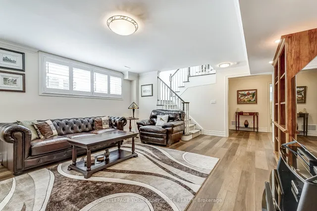 Additional image 38 of 1641 Allan Cres Cres