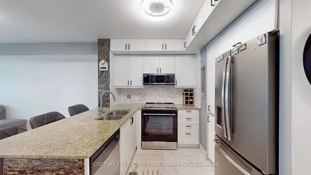 Additional image 7 of 120 Dallimore Circ Unit 414