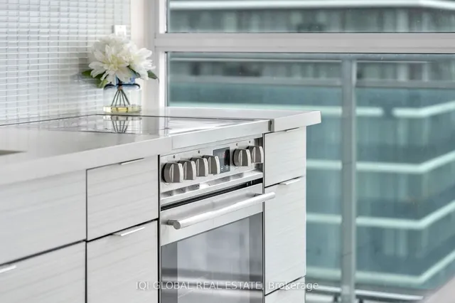 Additional image 22 of 33 Shore Breeze Dr Unit 2509