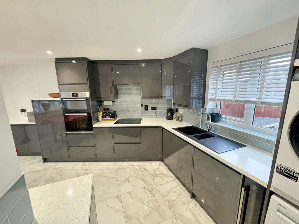 Additional image 14 of Teal Avenue, Soham