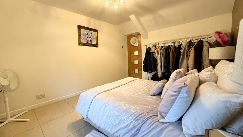 Additional image 34 of Orchard House, Pentwyn Road, Treharris, CF46 5BT