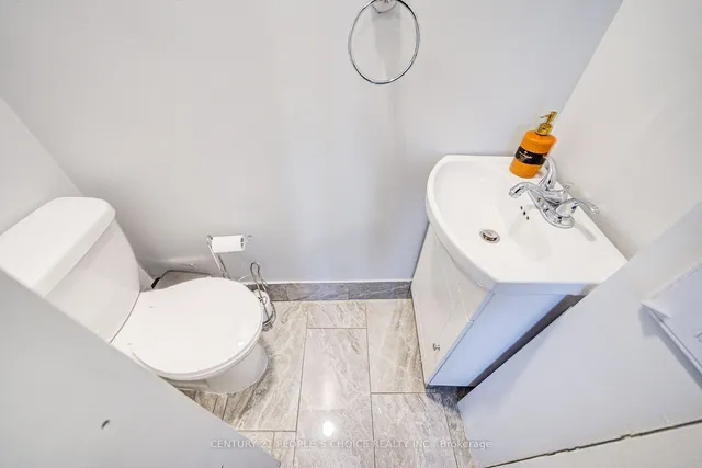 Additional image 9 of 10 Lakeland Dr