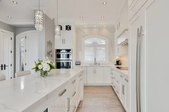 Additional image 10 of 3188 Lakeshore Rd