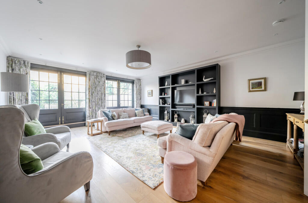 Additional image 4 of Woodclyffe Drive, Chislehurst, Kent, BR7