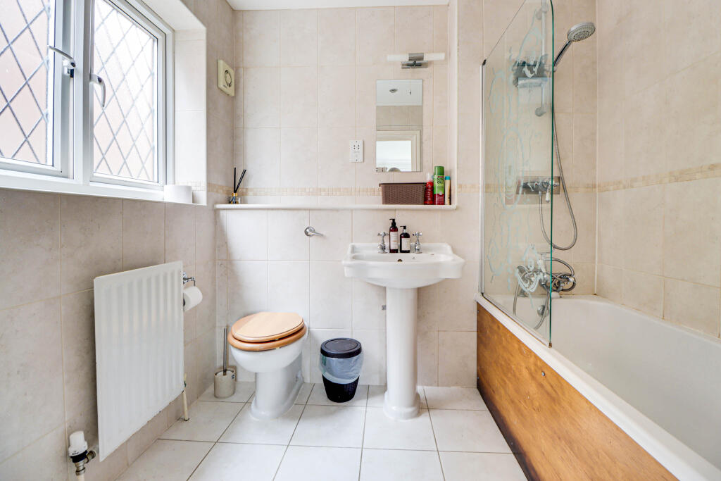 Additional image 12 of Redfield Close, Redbourn, Hertfordshire, AL3