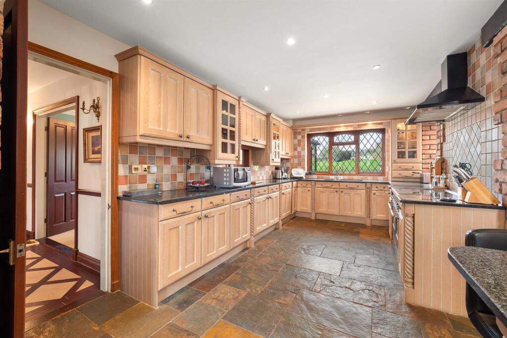 Additional image 22 of Exhall Road, Wixford