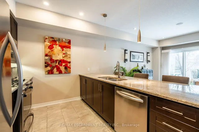 Additional image 10 of 1491 Plains Rd Unit 6