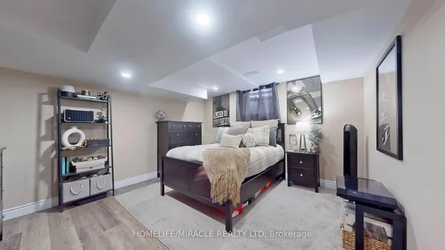 Additional image 36 of 118 Wexford Rd