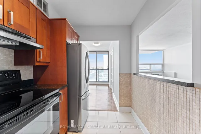 Additional image 14 of 5949 Yonge St Unit 802