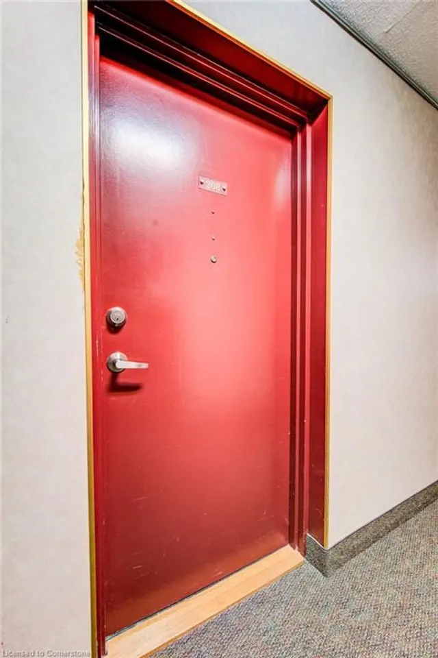 Additional image 9 of 1100 Courtland Ave Unit 208