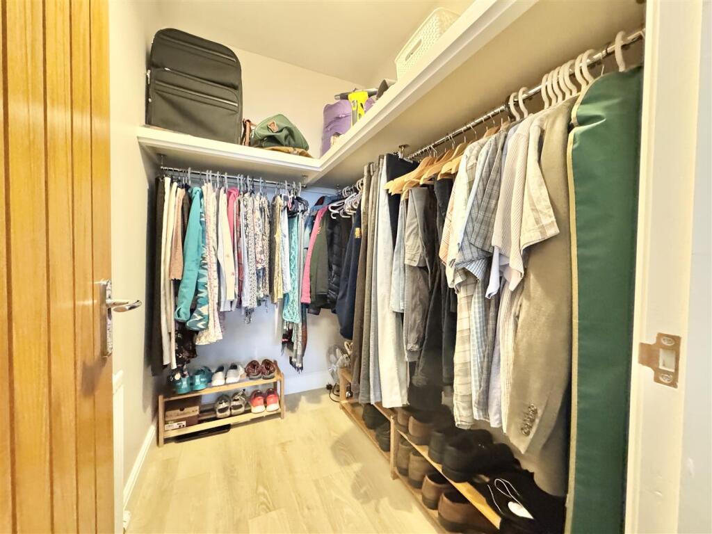 Additional image 18 of Boltongate