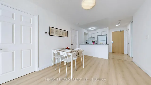 Additional image 13 of 68 Grangeway Ave Unit 2208