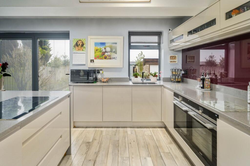 Additional image 6 of Moorside Crescent, Drighlington